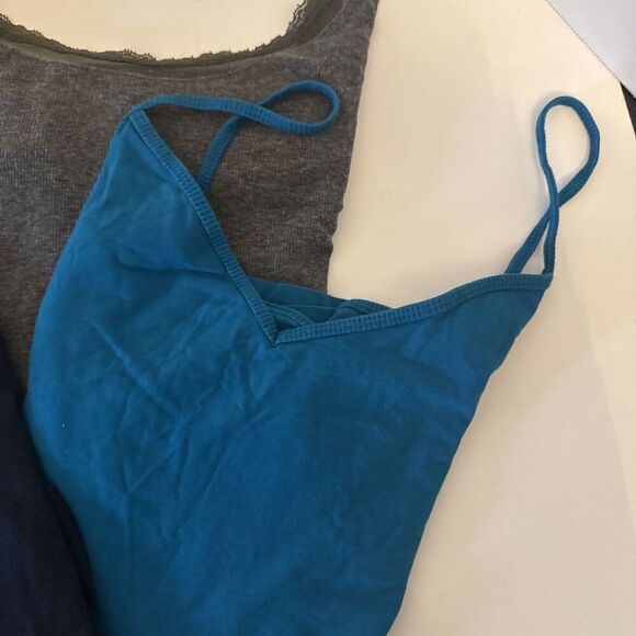 Lot of 4 Tank Tops Mix Brands Colors Pullover Layering Large Y2K Spaghetti Strap - Picture 3 of 16